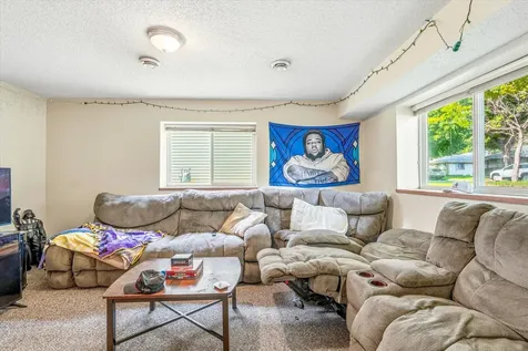 1077 26th Avenue SE Minneapolis MN 55414