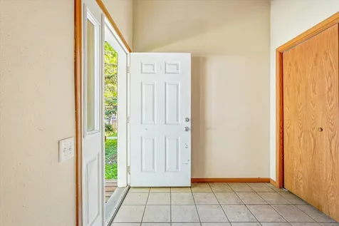 1077 26th Avenue SE Minneapolis MN 55414