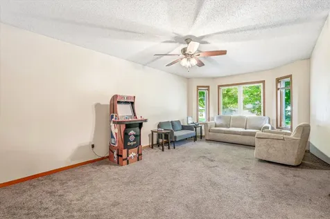 1077 26th Avenue SE Minneapolis MN 55414