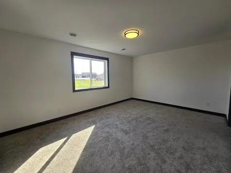 305 N Lane Green Isle MN 55338