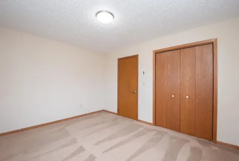 2379 20 1/2 Avenue S Fargo ND 58103