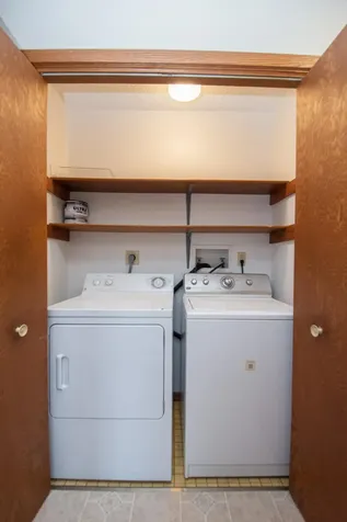 2379 20 1/2 Avenue S Fargo ND 58103
