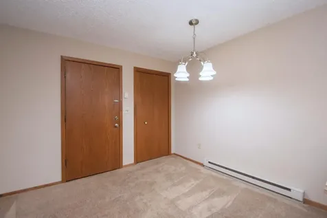 2379 20 1/2 Avenue S Fargo ND 58103