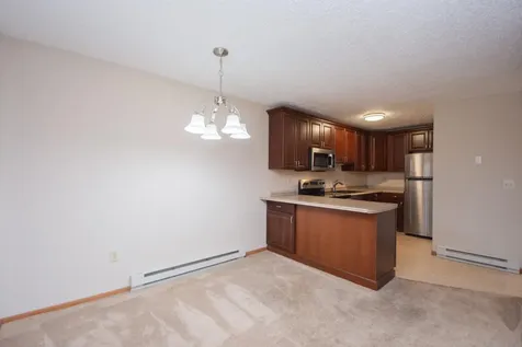 2379 20 1/2 Avenue S Fargo ND 58103
