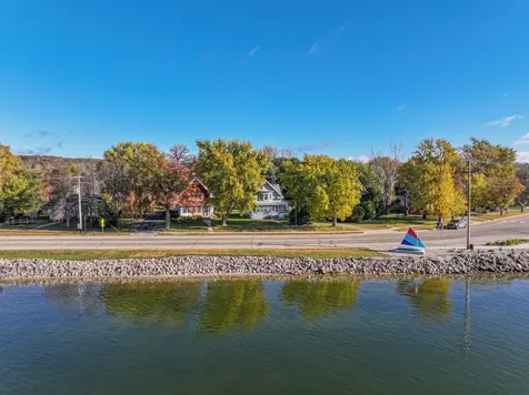 4 N Lakeshore Drive Glenwood MN 56334