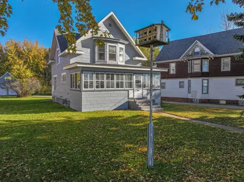 4 N Lakeshore Drive Glenwood MN 56334