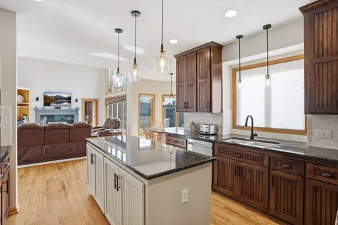 4230 Pineview Lane N Plymouth MN 55442
