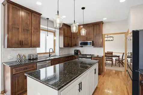 4230 Pineview Lane N Plymouth MN 55442