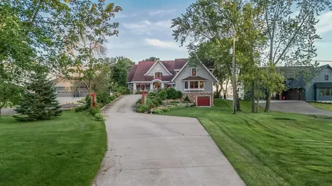 6851 N Shore Trail N Forest Lake MN 55025