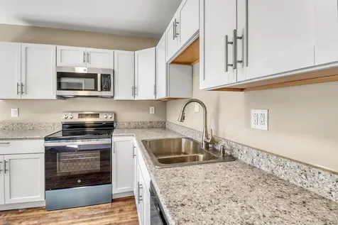 307 10th Street N Moorhead MN 56560