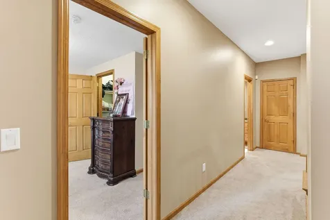 2 Bent Tree Lane North Oaks MN 55127