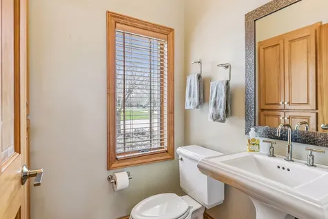 3717 Fairway Point Woodbury MN 55125