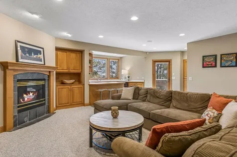 3717 Fairway Point Woodbury MN 55125