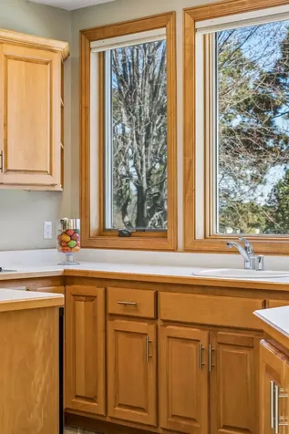 3717 Fairway Point Woodbury MN 55125