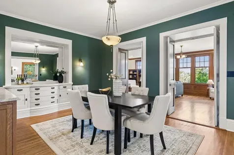42 Kenwood Parkway Saint Paul MN 55105