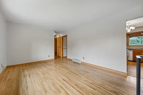 2033 Bluestone Lane Eagan MN 55122