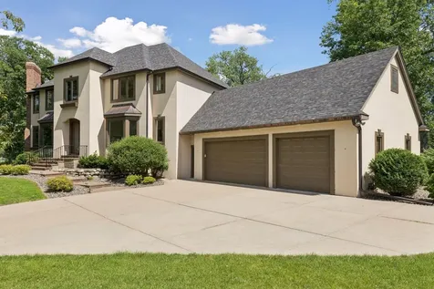 8803 Cove Pointe Road Eden Prairie MN 55347