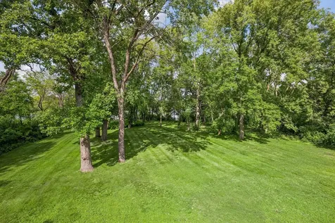 8803 Cove Pointe Road Eden Prairie MN 55347