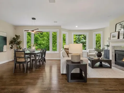 8803 Cove Pointe Road Eden Prairie MN 55347