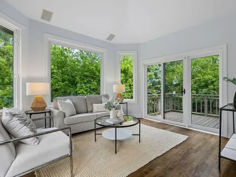 8803 Cove Pointe Road Eden Prairie MN 55347