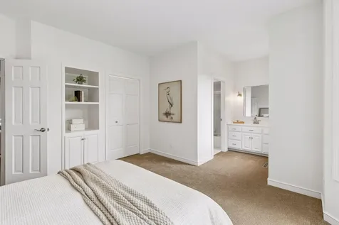8803 Cove Pointe Road Eden Prairie MN 55347