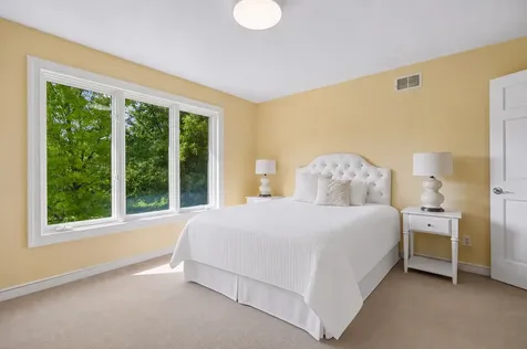 8803 Cove Pointe Road Eden Prairie MN 55347