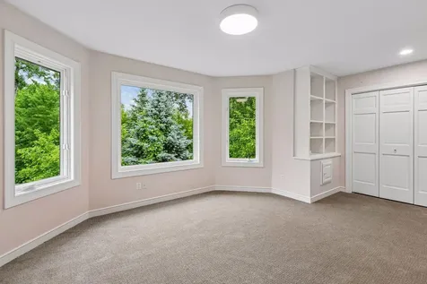 8803 Cove Pointe Road Eden Prairie MN 55347