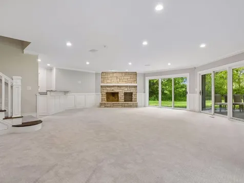 8803 Cove Pointe Road Eden Prairie MN 55347