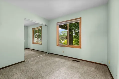 10302 Toledo Circle Bloomington MN 55437