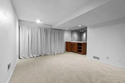 10302 Toledo Circle Bloomington MN 55437