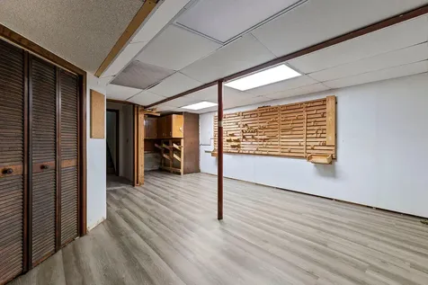 10302 Toledo Circle Bloomington MN 55437