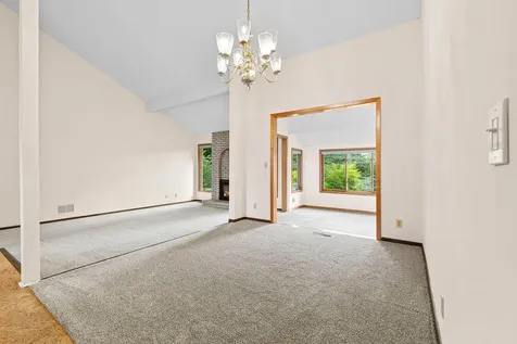 10302 Toledo Circle Bloomington MN 55437