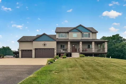 5524 188th Avenue NE Wyoming MN 55092