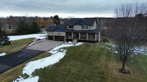 5524 188th Avenue NE Wyoming MN 55092
