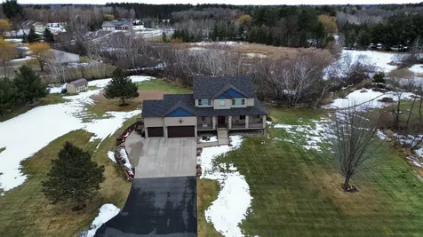 5524 188th Avenue NE Wyoming MN 55092