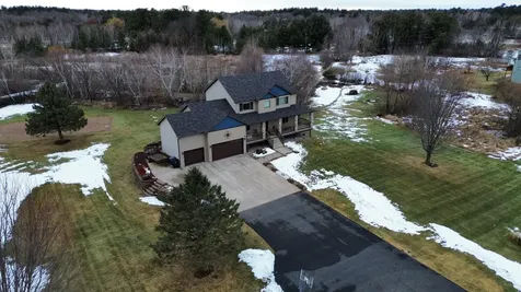 5524 188th Avenue NE Wyoming MN 55092