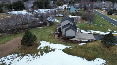 5524 188th Avenue NE Wyoming MN 55092