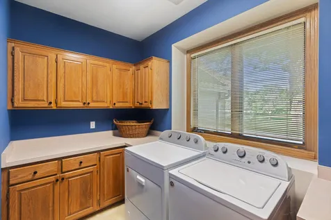 4172 Cashell Glen Eagan MN 55122
