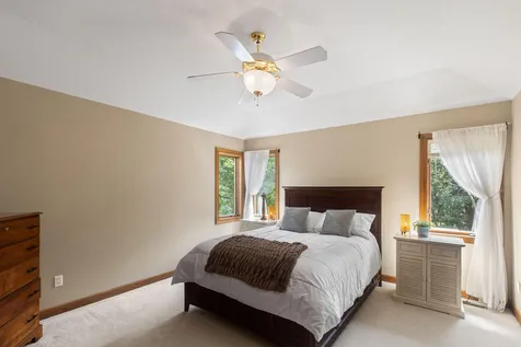 4172 Cashell Glen Eagan MN 55122