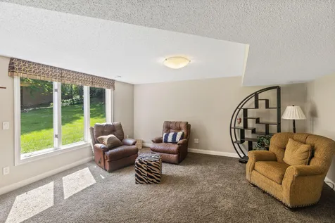 4172 Cashell Glen Eagan MN 55122