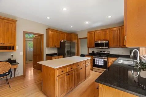 4172 Cashell Glen Eagan MN 55122