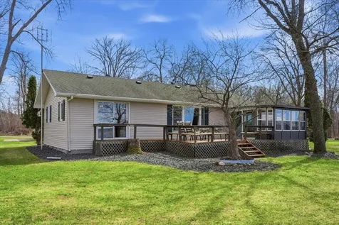 1251 Polk Saint Croix Road Star Prairie WI 54026