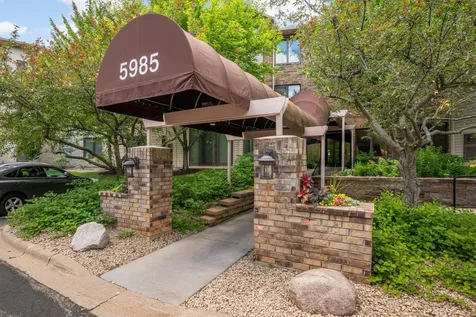 5985 Rowland Road Minnetonka MN 55343