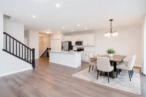 2217 Gateway Hill Road North Saint Paul MN 55109