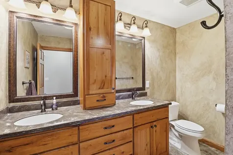 21356 Nicolai Avenue Hastings MN 55033