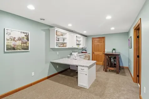 21356 Nicolai Avenue Hastings MN 55033
