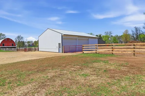 21356 Nicolai Avenue Hastings MN 55033
