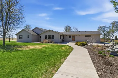 21356 Nicolai Avenue Hastings MN 55033