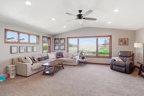 21356 Nicolai Avenue Hastings MN 55033