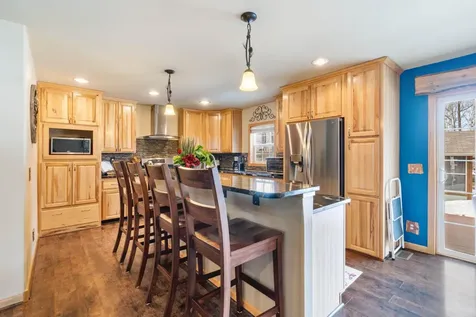 7282 Blackberry Lane Duluth MN 55803